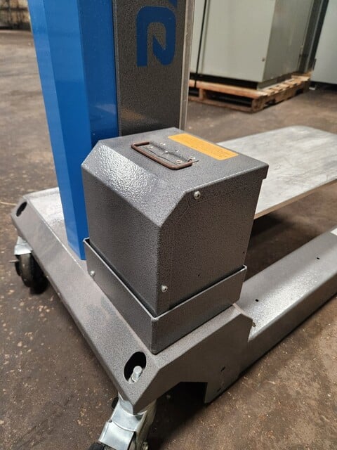 200 lb. Innovative #SL200, single lift - Image 2