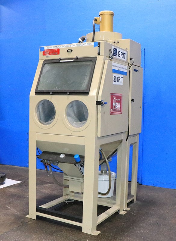 28" width x 36" D x 30" H Media Blast #N200-3030, abrasive sand blast cabinet, cyclone sipon, 2020 - Image 2