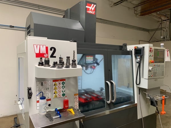 Haas #VM-2, vertical machining center, 24 automatic tool changer, 30" X, 20" Y, 20" Z, 12000 RPM, #40, 30 HP - Image 1