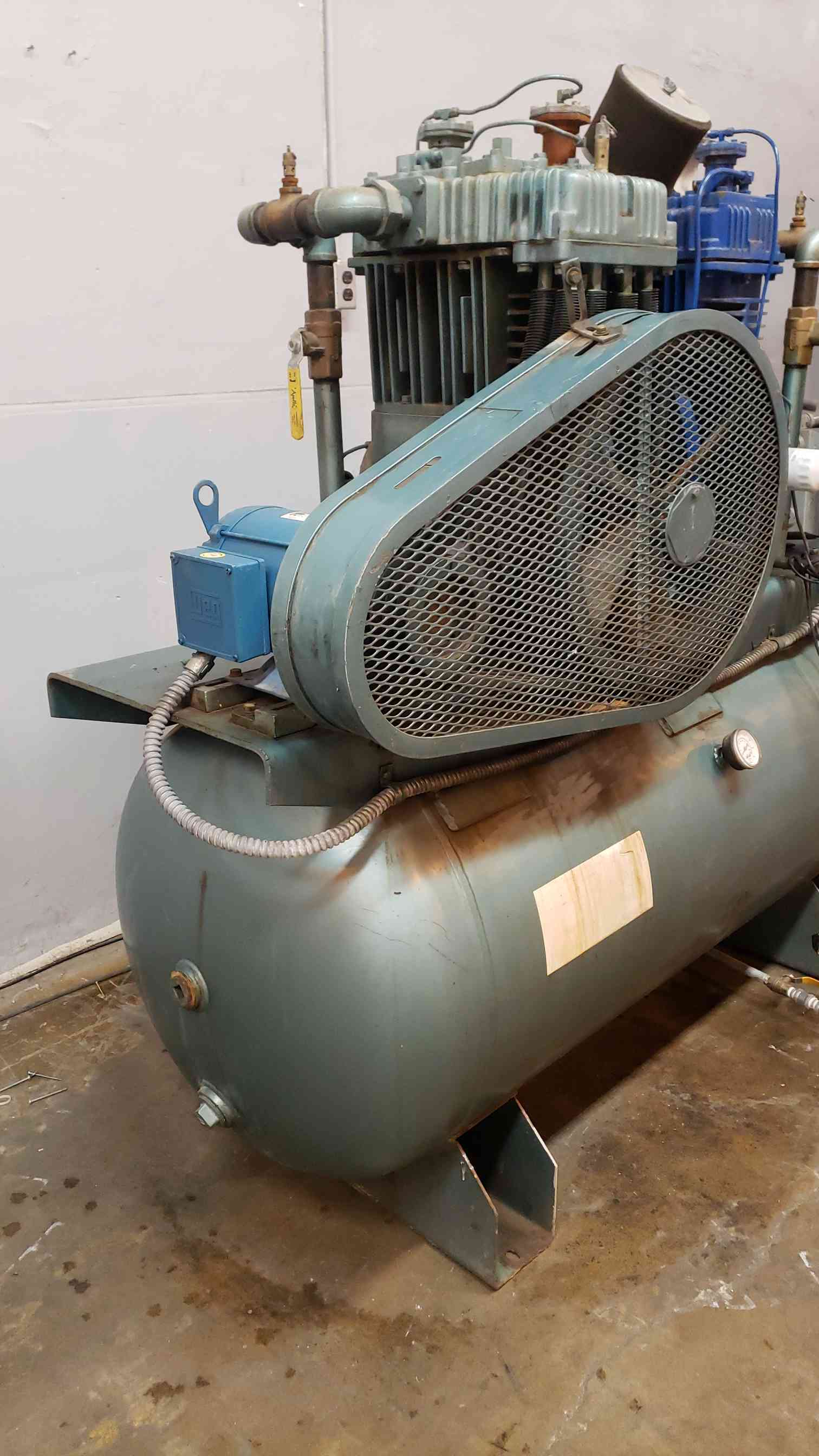Compressed Air & Gas Institute Large Air Compressor, 200 PSI @ 650°F, 1981 - Image 2