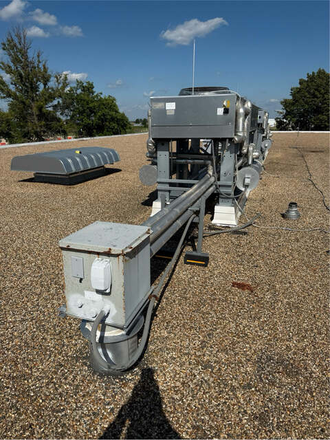 Liebert #DCDL415-AS4046, Air Cooled Condenser, 4-fan, 460 V., 3PH, 2011 - Image 4