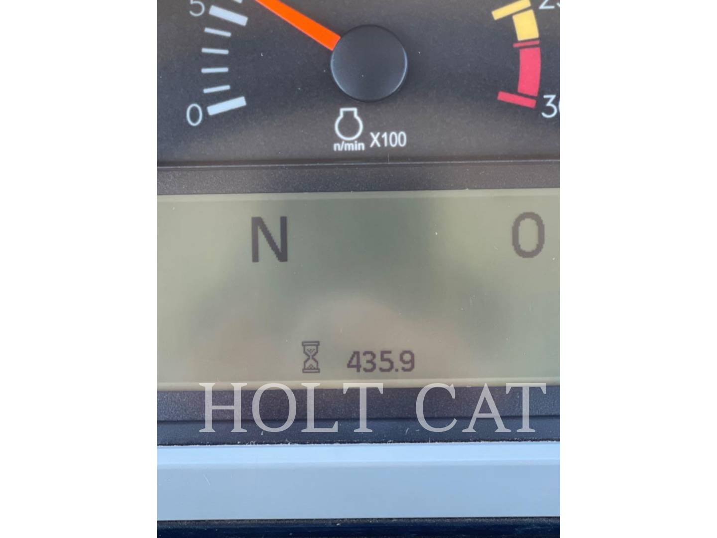 Caterpillar 725, Articulated Truck, 436 hours, S/N: 3T901080, 2024 - Image 5
