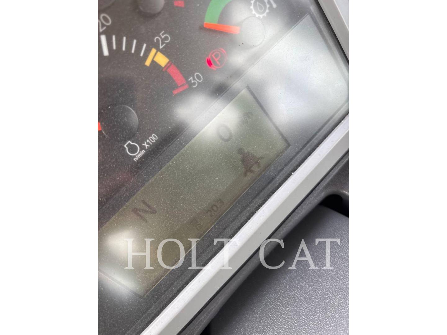 Caterpillar 725, Articulated Truck, 568 hours, S/N: 3T901126, 2024 - Image 5