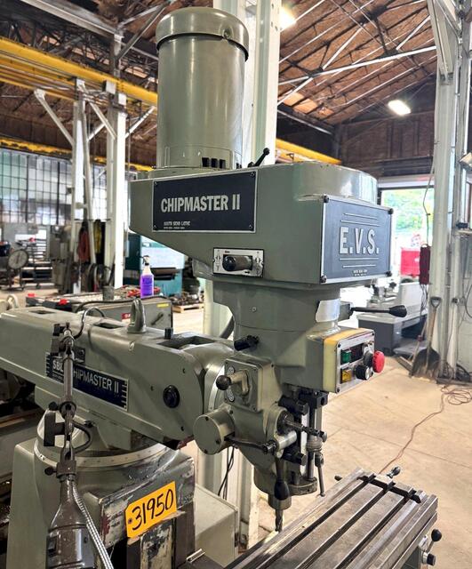 South Bend #Chipnaster-II, vertical mill, 10" x50"table, 5 HP V-Speed, digital read out - Image 4