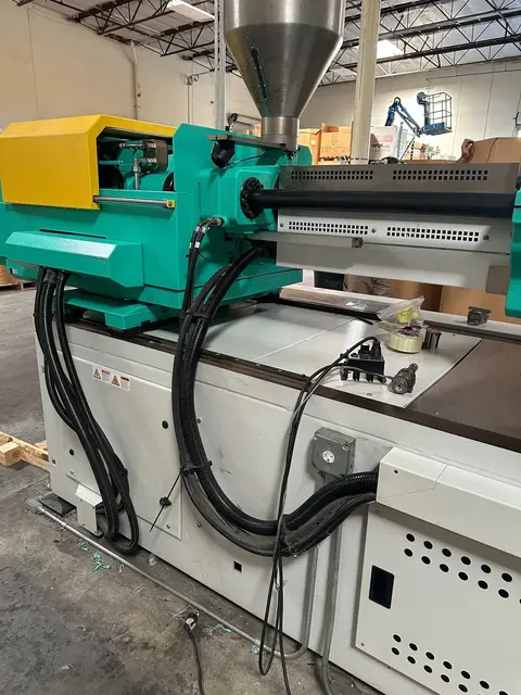 220 Ton, 15.3 oz., Arburg #Allrounder-570-E-2000-800, Golden Electric, 22.44" x 22.44" tie bar spacing - Image 8