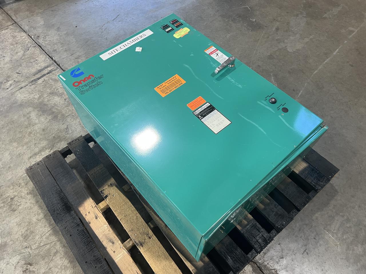 Cummins, Onan #OT225, automatic transfer switch, 240 Volts, 1 phase, Nema 1, 1993 - Image 1