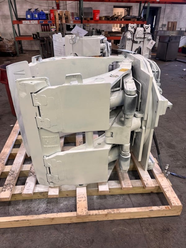 Cascade #90F-RCS-275, 60" dia roll clamp, 2300 psi, serial #PTL-2188329-2R0 - Image 3