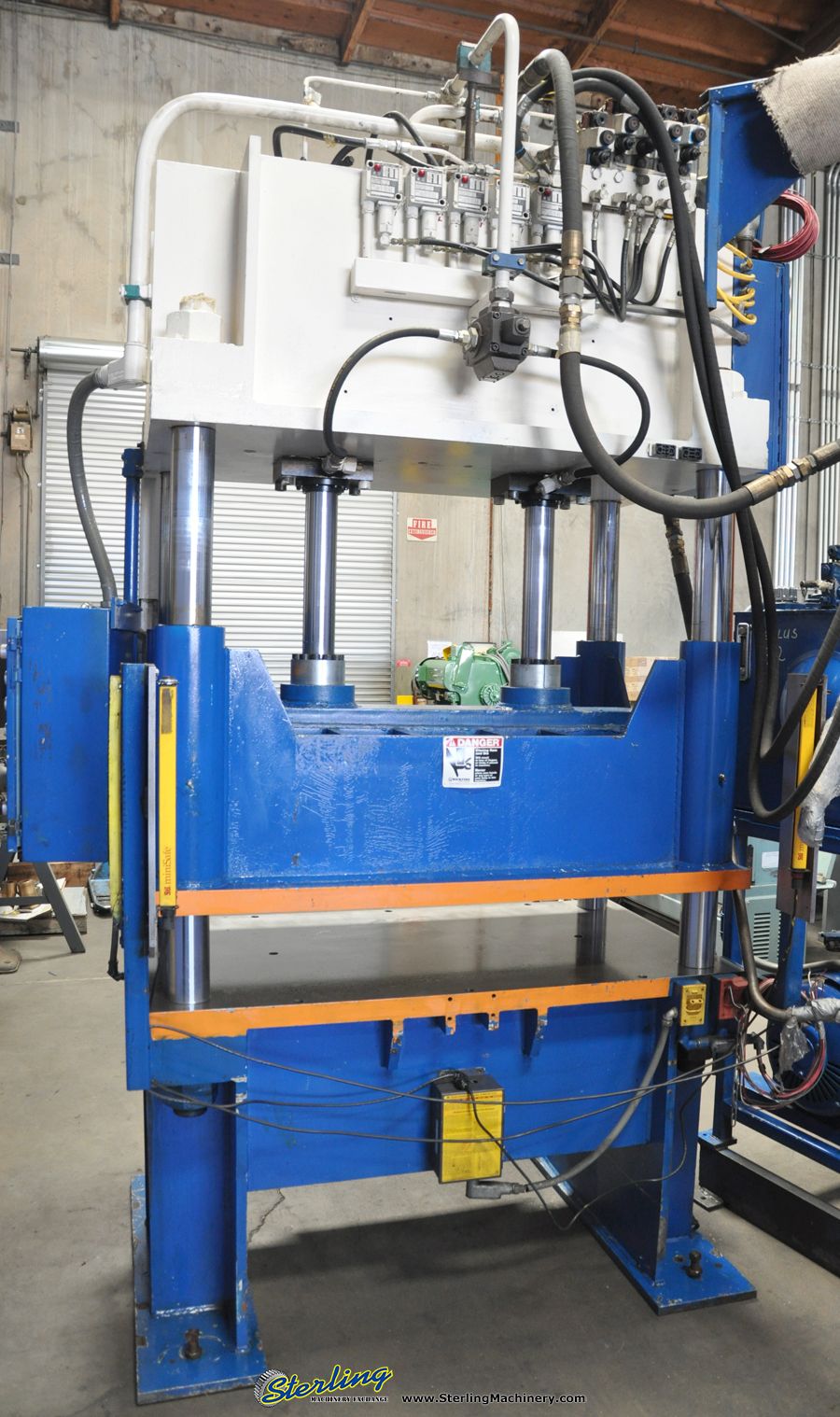 60 Ton, Savage #60HTP, 4-post hyd.blanking trim press, light curtains, PLC, 1992, #A2756 - Image 3