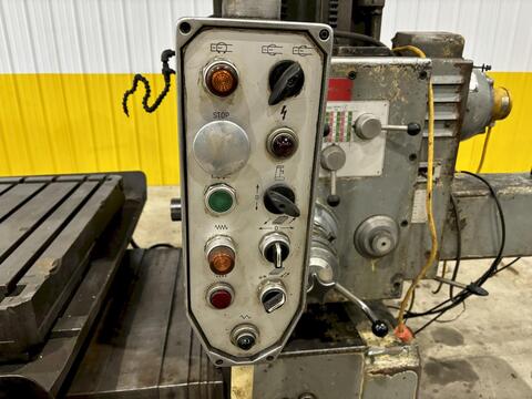 3" Wotan #B75, horizontal boring mill, #40, 31.5" x 39.5" rotary table, 15-1200 RPM, 3-Axis digital read out - Image 6