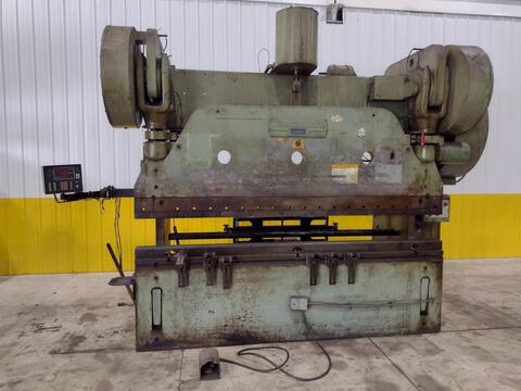 225 Ton, Cincinnati #9-Auto-Cycle, mechanical press brake, 10' overall, 102" between housing, 3" stroke, 8" - Image 4