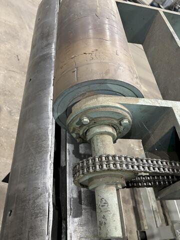 20000 lb. Rowe, motorized coil reel uncoiler, 80" mandrel width, hydraulic expansion, hold down arm - Image 10