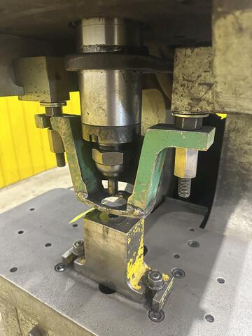 5" x 5" x 1/2" Piranha #PII-110, hydraulic ironworker, 110 ton - Image 7
