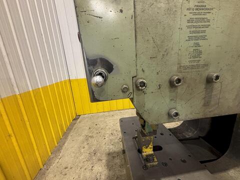 5" x 5" x 1/2" Piranha #PII-110, hydraulic ironworker, 110 ton - Image 8