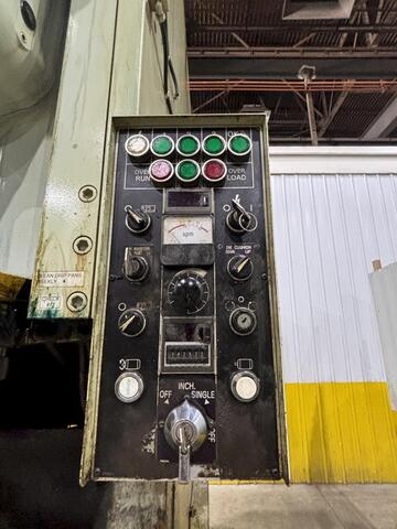 220 Ton, Aida #NC1-200(2), gap frame press, 9.84" stroke, 19.68" Shut Height, 4.33" adj., 57.7" x33" bed - Image 8
