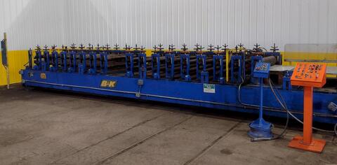 17 Stand, B & K #2B-35, rafted rollformer, 4" arbor, 48" roll space, 16" horizontal centers, 4.5"-9" vertical - Image 1