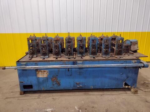 8 Stand, Yoder #M1-1/2, rollformer, 1.5" arbor, 8" roll space, 11" horizontal centers, 4"-7" vertical adj. - Image 2