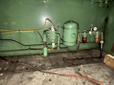 3/8" x 10' Cincinnati #375X10, hydraulic shear, 12 hydraulic holddown, 48" front operated power back gauge - Image 8
