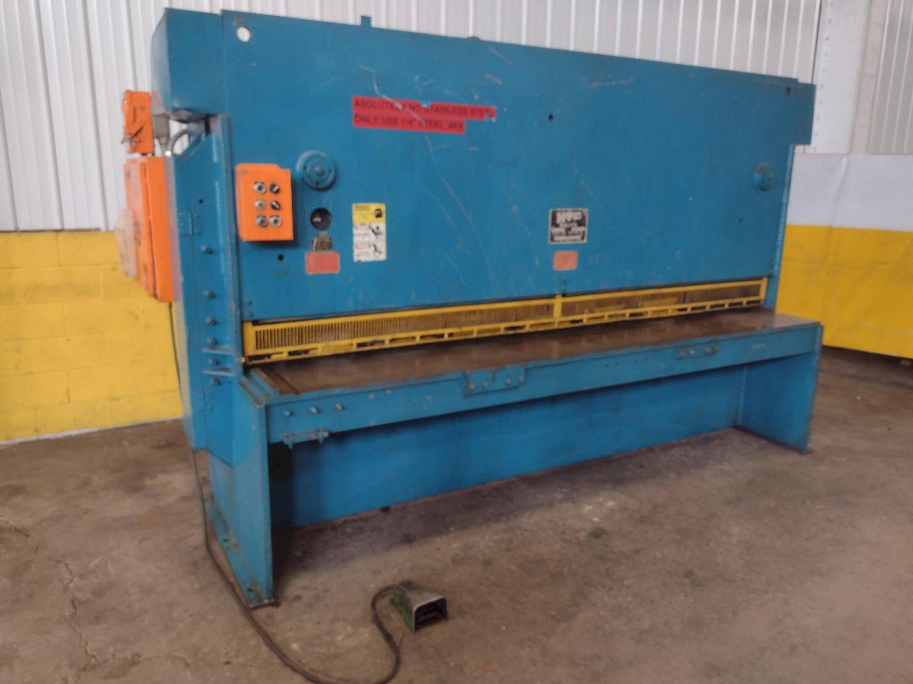 1/4" x 10' HTC #250-10A, hydraulic shear, 9 holddowns, 36" front operated power back gauge, eletric foot trip - Image 6