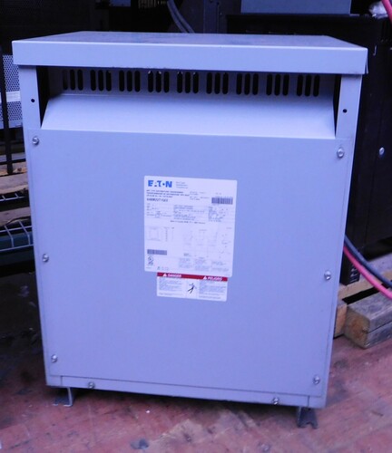 15 KVA 480 Delta Primary, 240/120 Delta Secondary, Eaton V48M22T15EE class AA transformer - Image 2