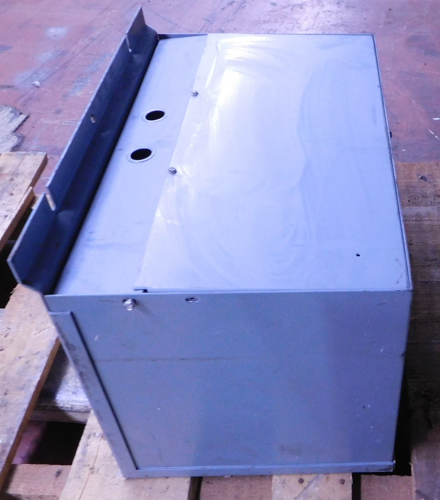 9 KVA 480 Delta Primary, 208Y/120 Secondary, Square D, 9T2F transformer, 3R - Image 6