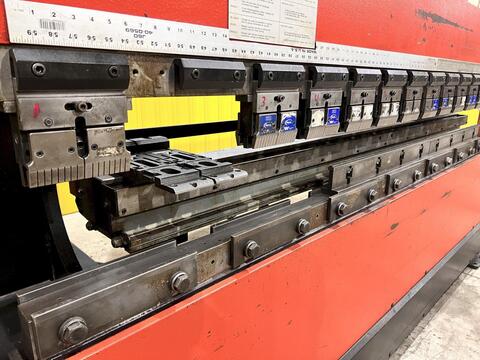 110 Ton, Amada #HFE100-3S, CNC hydraulic press brake, 10' overall, 106" between housing, 7.8" stroke, 16.5" - Image 7
