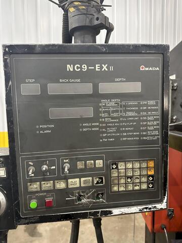 100 Ton, Amada #RG-100, hydraulic press brake, 10' overall, 100.5" between housing, 3.94" stroke, 15.76" - Image 2