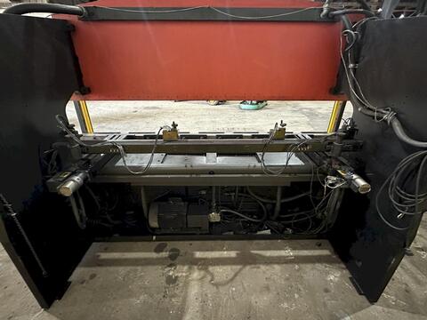 100 Ton, Amada #RG-100, hydraulic press brake, 10' overall, 100.5" between housing, 3.94" stroke, 15.76" - Image 4