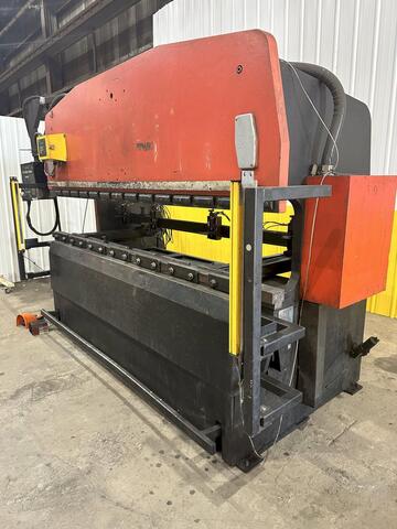 100 Ton, Amada #RG-100, hydraulic press brake, 10' overall, 100.5" between housing, 3.94" stroke, 15.76" - Image 5