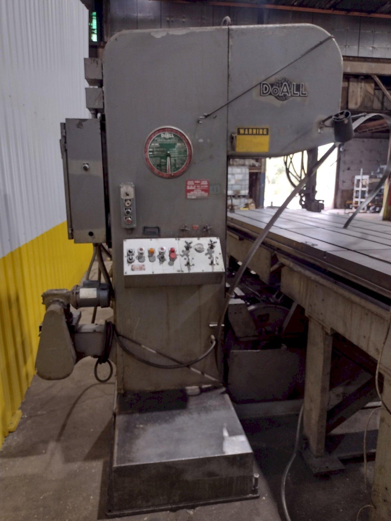 26" x 18" DoAll #2618-H-B, heavy duty vertical plate saw, 48" x 144" power feed table - Image 6