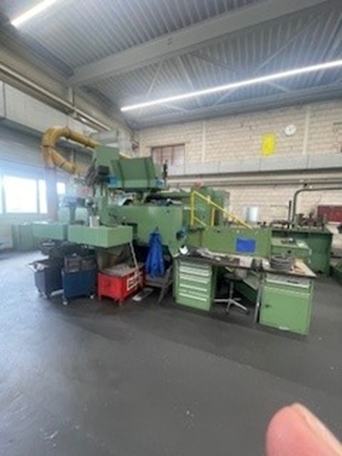 Sakamura #BPF-540, 6 station, 5 die parts former with universal transfer, air clutch & brake, 1989 - Image 7