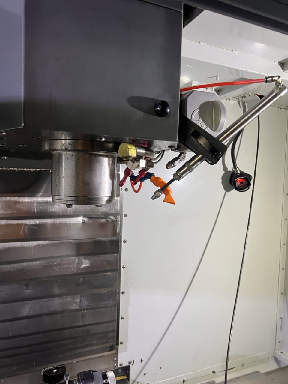 Haas #VF-1, vertical machining center, 20" X, 16" Y, 20" Z, 14" x 26" table, 8100 RPM, 30 HP, 20 tool, Haas - Image 8