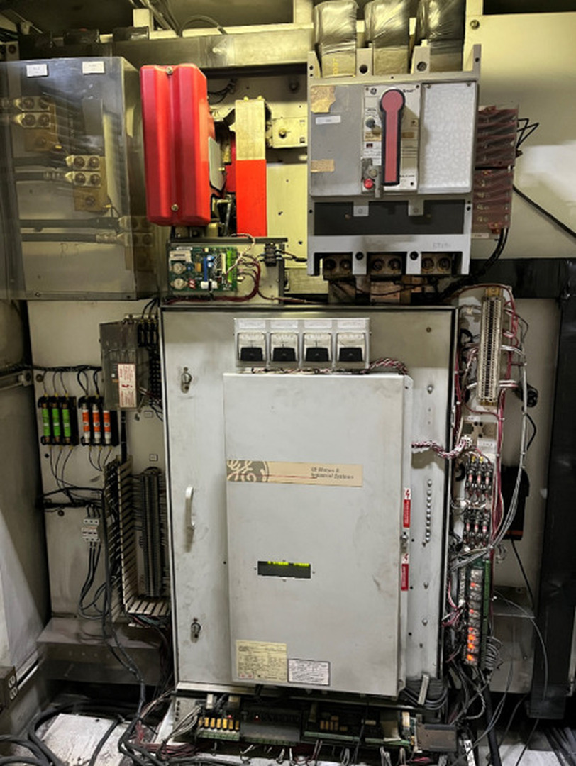 1267 HP General Electric, 3VOMK575CD004, VFD, 3 phase, 575 Volts - Image 3