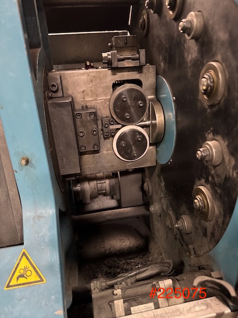 Itaya #RS-8, computer controlled spring making machine, servo axes, high speed precision CNC Control panel - Image 4