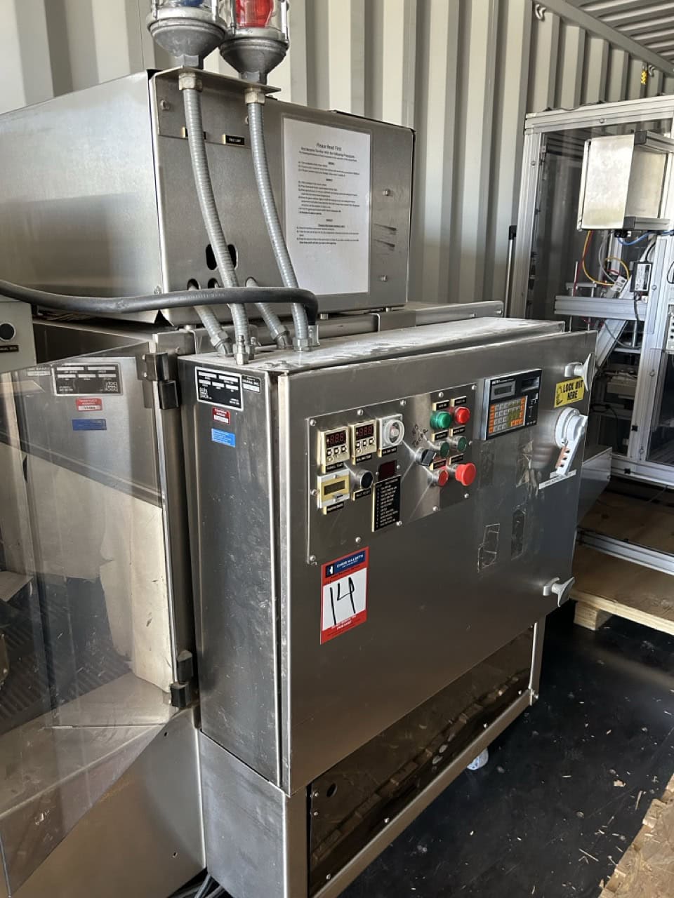 Poly Pack #PH-16, automatic shrink bundler inline wra, 14" width bundle, semi automatic, 10-20 BPM - Image 2