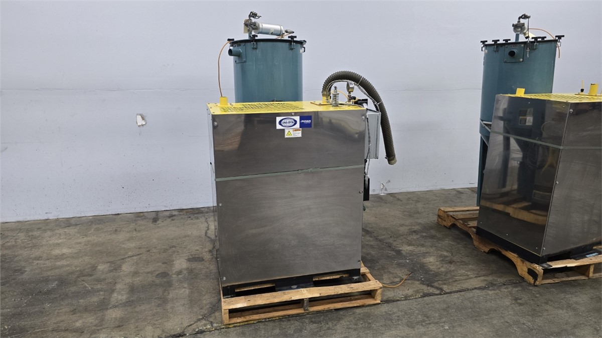 Una-Dyn #5HP, PowerMax HP Pump, w/2" Hopper, 2" Inlet, 105 CFM Airflow, 10" Hg Vacuum, 5 HP, 460 V - Image 2
