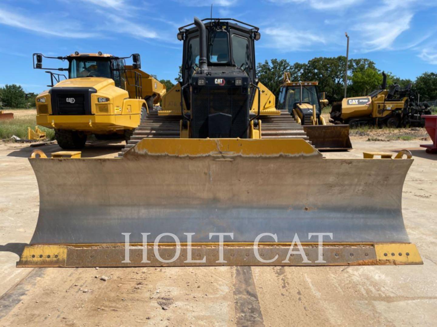 Caterpillar D5 LGPVP3, Crawler Dozer, 1856 hours, S/N: KML01336, 2024 - Image 3