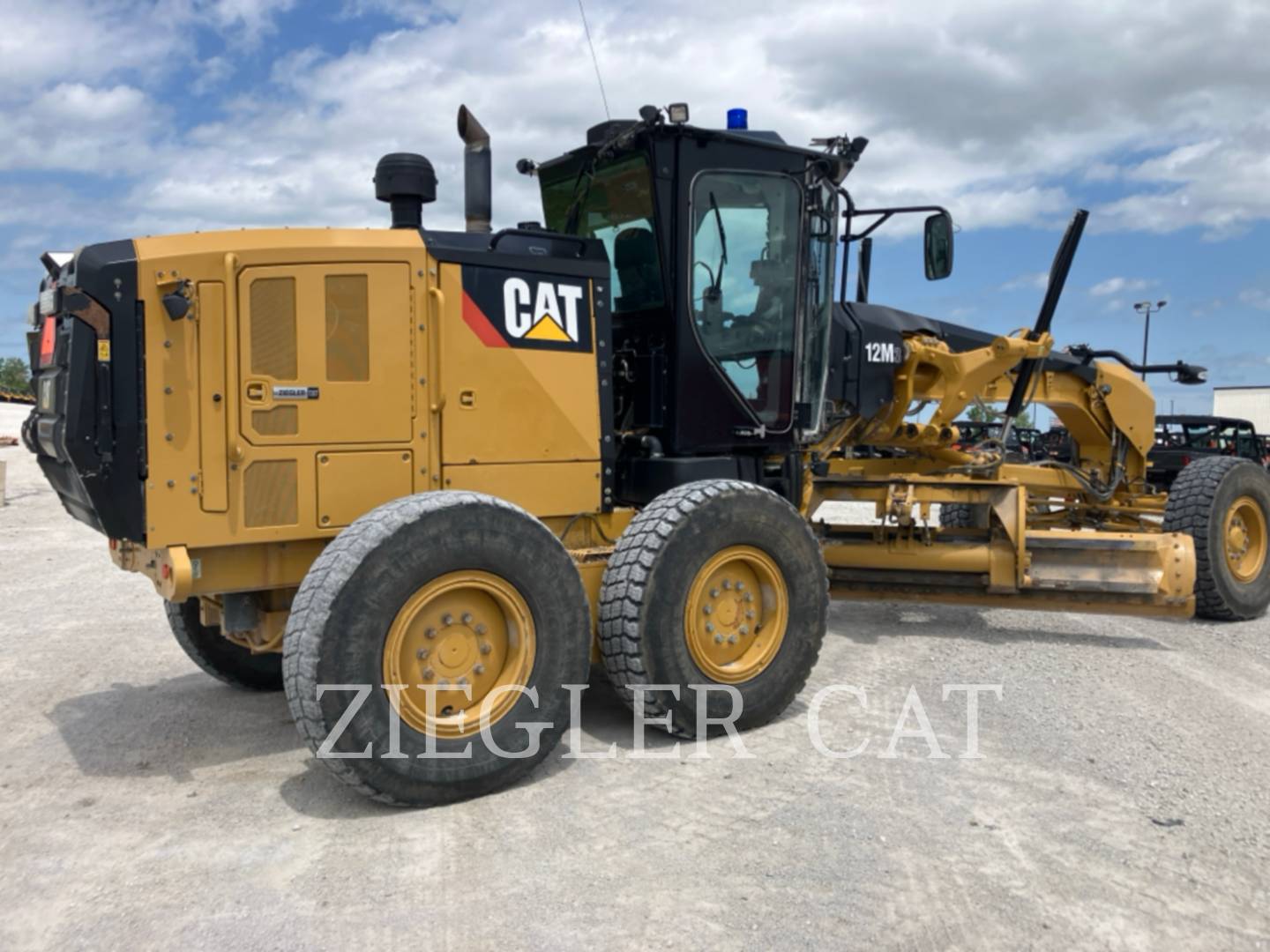 Caterpillar 12M3, Motor Grader, 8198 hours, S/N: N9F00744, 2017 - Image 3