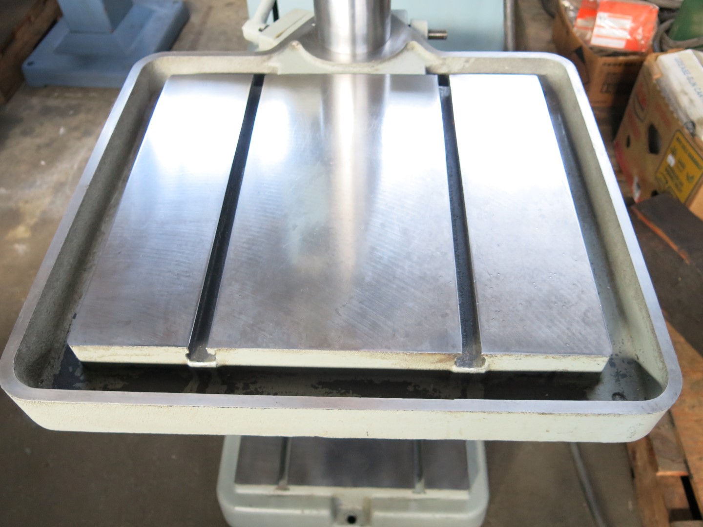 20 Clausing #2275, Drill Press, 1.5 HP, 208-230/460 V., 3ph, variable speed, 19.5" x 22" table, - Image 5