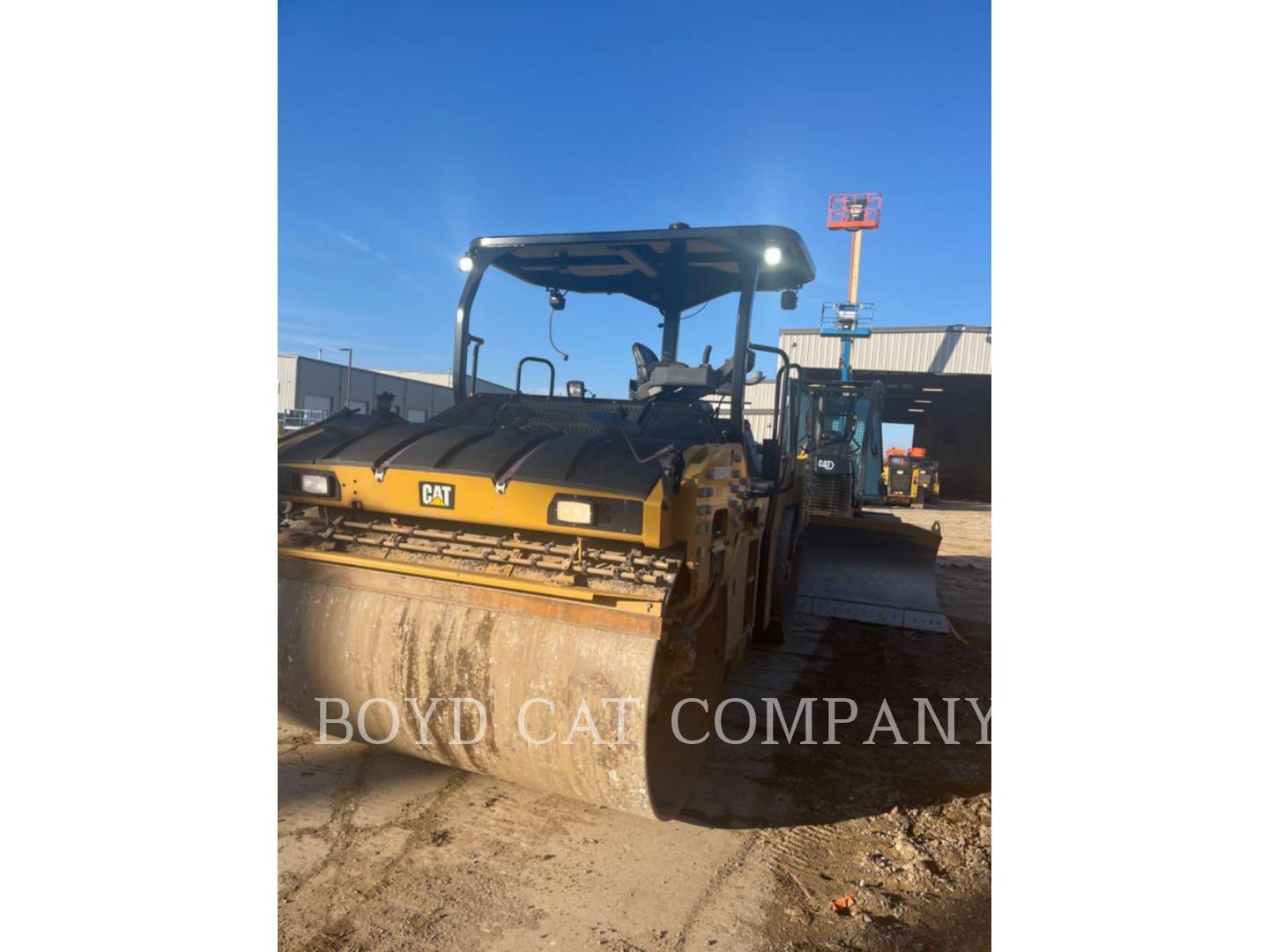 Caterpillar CB15, Twin Drum Roller, 2798 hours, S/N: M9400208, 2019 - Image 1