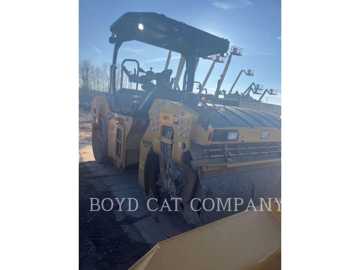 Caterpillar CB15, Twin Drum Roller, 2798 hours, S/N: M9400208, 2019 - Image 2
