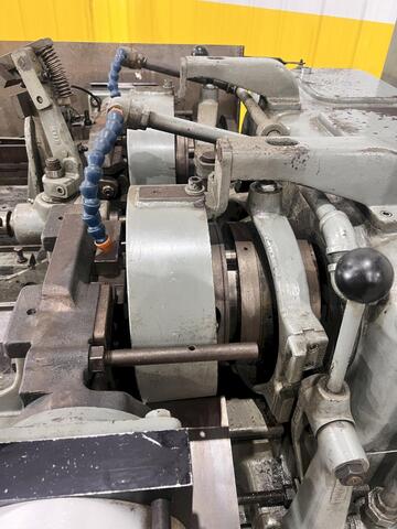 1.25" Landis #10T, Automatic Double Spindle Pipe & Bolt Threader - Image 5