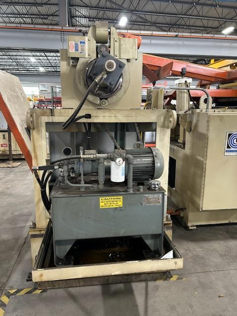 15000 lb. Dallas, coil reel & powered straightener, 42" width, .135"thickness, 7 straightening rolls - Image 3