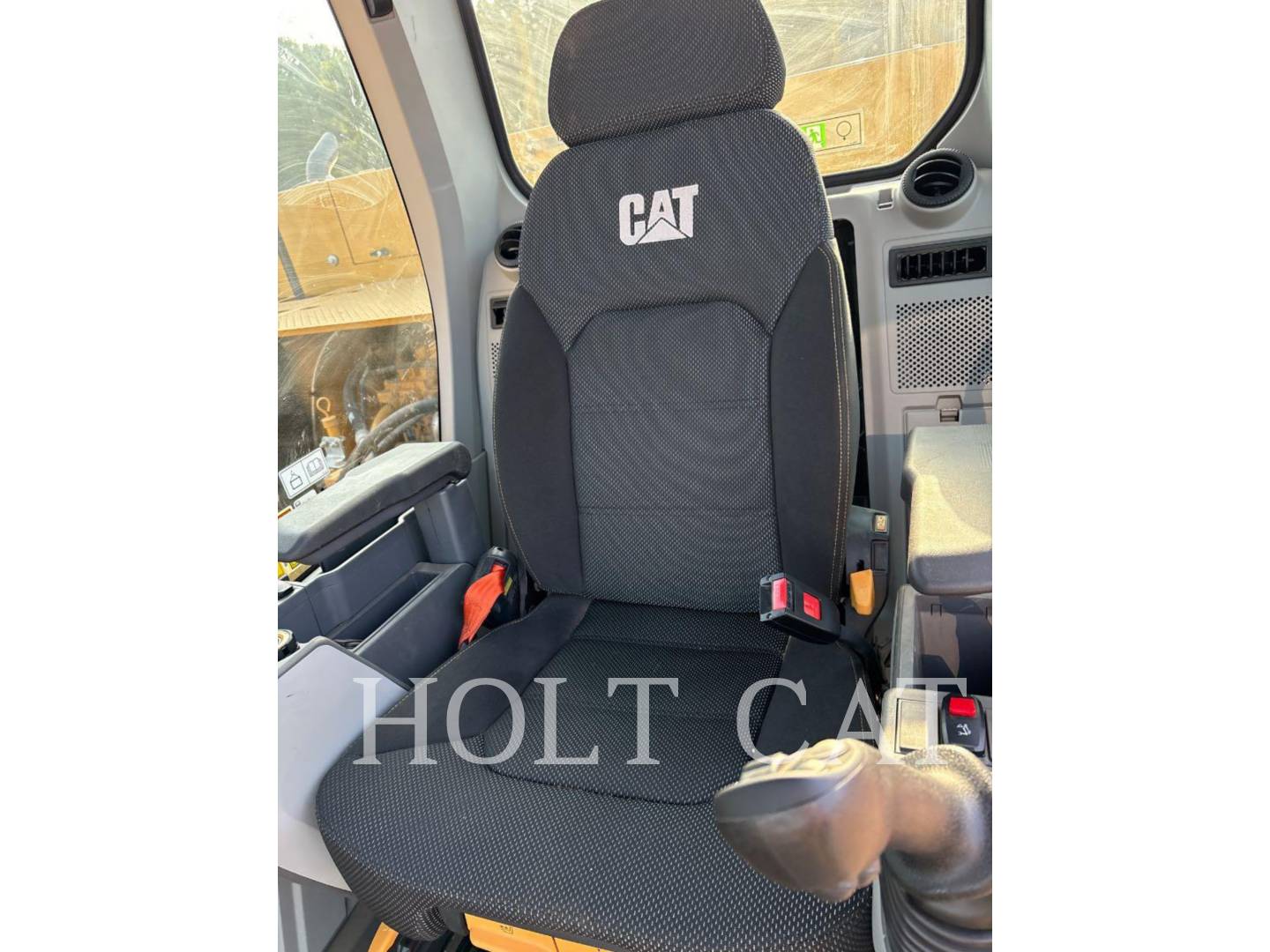 Caterpillar 326, Crawler Excavator, 291 hours, S/N: FAY20038, 2024 - Image 7