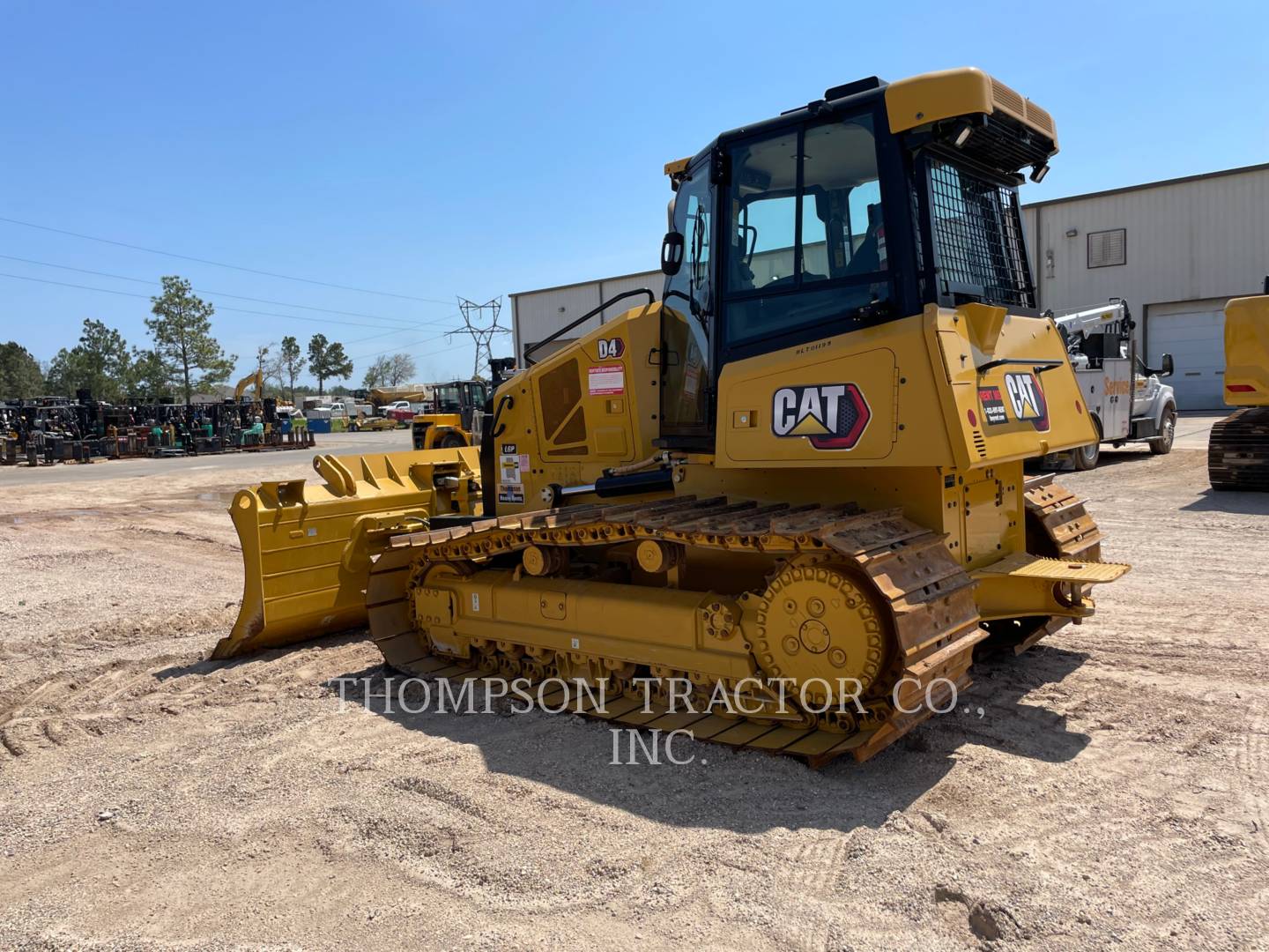 Caterpillar D4, Crawler Dozer, 1515 hours, S/N: RLT01199, 2024 - Image 4