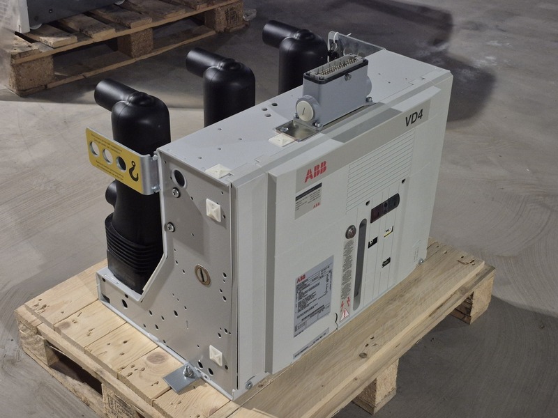 1250 Amps, ABB, VD4 17.12.32, vacuum circuit breaker, 17.5 Kv, 95 Kv, 31.5 Ka, new, 2021 - Image 3