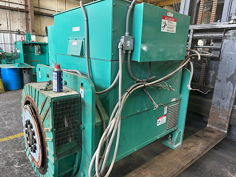 2000 KW, 1800 RPM, Stamford, generator end, 7200/12470 Volts, 3-phase, sound attenuated enclosure 00, 2000 - Image 3