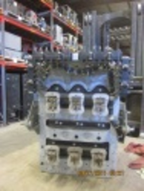 600 Amps, General Electric, AK-6A-25-E, electrically operated, drawout, #AB4203 - Image 3