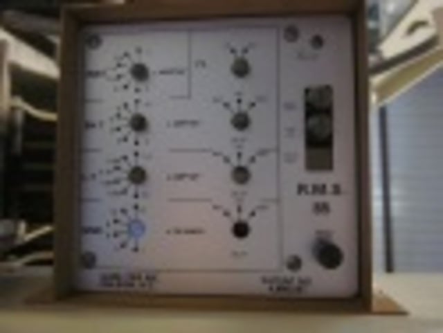 1600 Amps, General Electric, AKU-3A-50, manually operated, drawout, #AB2892 - Image 2