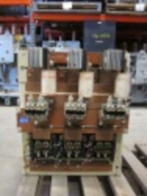 1600 Amps, General Electric, AKU-3A-50, manually operated, drawout, #AB2892 - Image 5