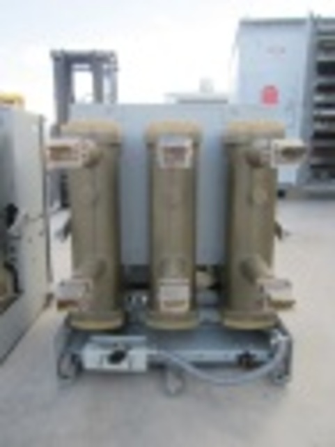 1200 Amps, Square D, FG2-15050-12, electrically operated, drawout, #VB5586 - Image 4